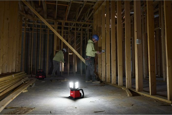Ліхтар акумуляторний MILWAUKEE M18 MDTL-0 фото 17