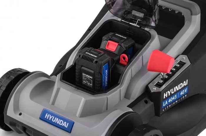 Аккумуляторная газонокосилка Hyundai LA 4043 (без АКБ и ЗУ) фото 14