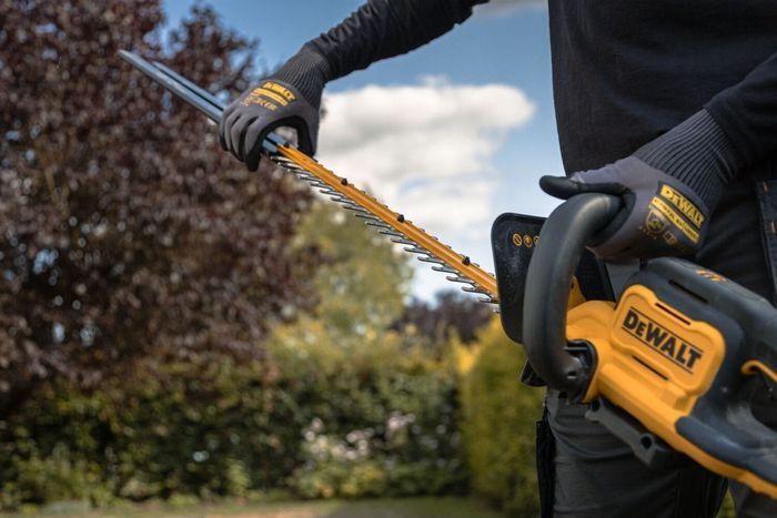 Кусторез аккумуляторный DeWALT DCMHT562P1 фото 7
