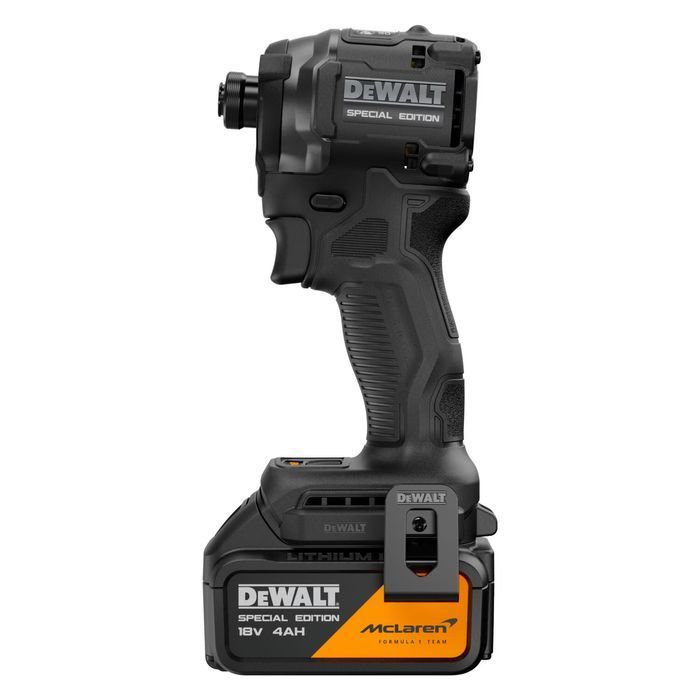 Шурупокрут ударний DeWALT, McLaren F1 TEAM SPECIAL EDITION, безщітковий, XR Li-Ion 18 В 5 Аг, 206,2 Нм, 3250 об/хв, 3800 уд/хв, розмір тримача насадок 6,35 мм (1/4), кількість швидкостей - 3, вага 0,95 кг, 2 акумулятори, зарядний пристрій, валіза TSTAK фото 3