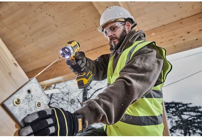 Шуруповерт ударний акумуляторний безщітковий DeWALT DCF860N фото 6