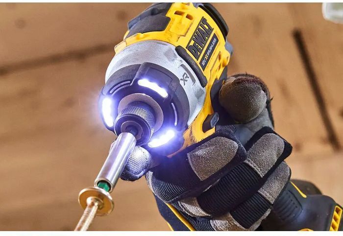 Шуруповерт ударний акумуляторний безщітковий DeWALT DCF860N фото 8