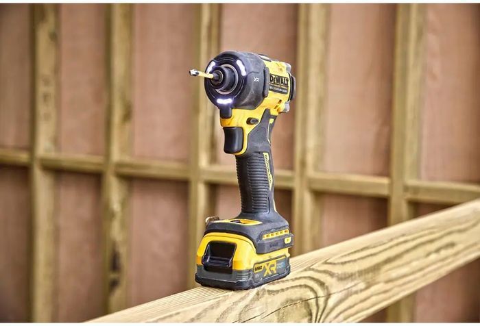 Шуруповёрт ударный гидравлический аккумуляторный бесщёточный DeWALT DCF870E2T фото 8
