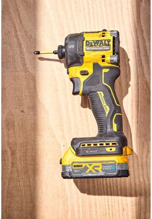 Шуруповёрт ударный гидравлический аккумуляторный бесщёточный DeWALT DCF870N фото 8