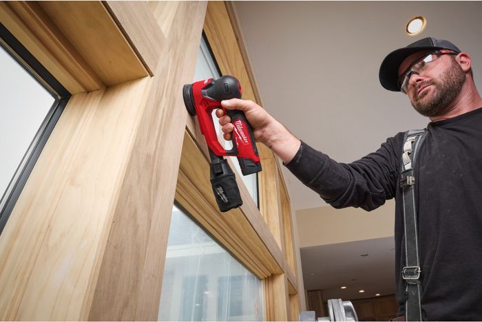 Аккумуляторная эксцентриковая шлифмашина Milwaukee M12 FSDR75-0B (4933498232) (без АКБ и ЗУ) фото 18