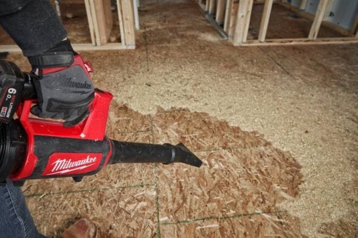 Аккумуляторная воздуходувка Milwaukee M12BBL-0 (4933472214) (без АКБ и ЗУ) фото 9
