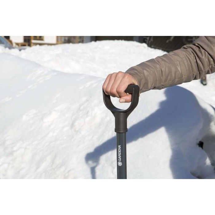 Лопата для прибирання снігу Gardena ClassicLine з держаком та алюм.кантом, 40 см фото 3