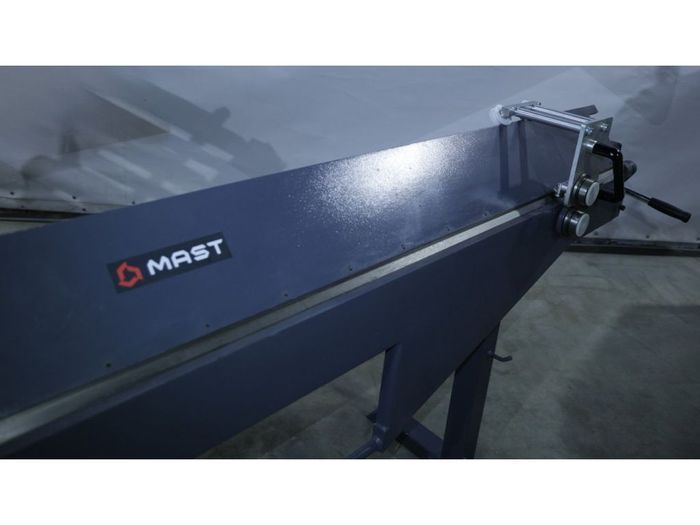 Ручной листогибочный станок с режущим ножом MAST BSM-2540 фото 6
